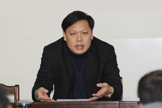 集團(tuán)公司總經(jīng)理牛小昌在會上向大家提出希望和要求
