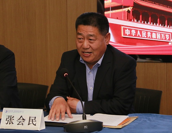 集團(tuán)公司黨委書記張會(huì)民作《河南二建集團(tuán)公司黨委2021年度工作報(bào)告》.jpg 集團(tuán)公司黨委書記張會(huì)民作《河南二建集團(tuán)公司黨委2021年度工作報(bào)告》.jpg