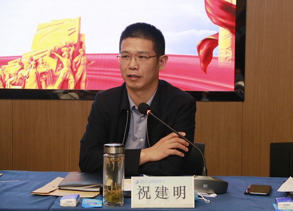 集團(tuán)公司總經(jīng)理祝建明發(fā)表講話.jpg 集團(tuán)公司總經(jīng)理祝建明發(fā)表講話.jpg