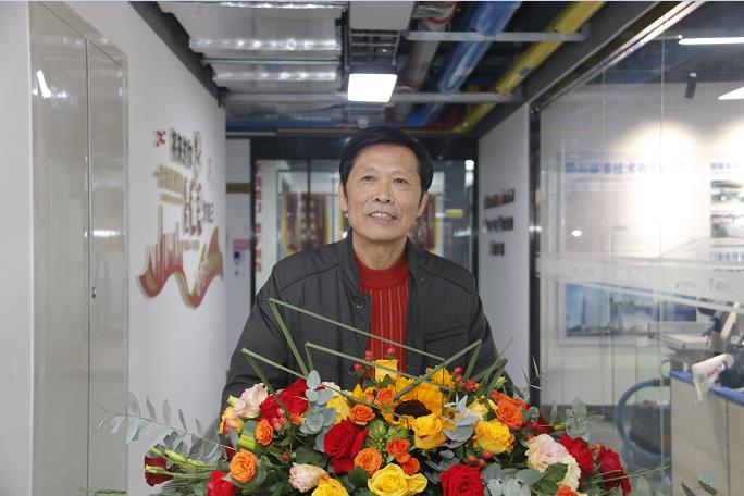 河南省建筑業(yè)協(xié)會秘書長胡成海對展廳管理提出希望和要求 33.jpg