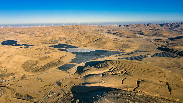 丘陵地區(qū)大型地面光伏項(xiàng)目2.png 丘陵地區(qū)大型地面光伏項(xiàng)目2.png