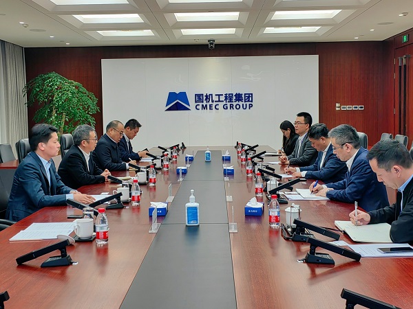 雙方進(jìn)行座談交流.jpg 雙方進(jìn)行座談交流.jpg