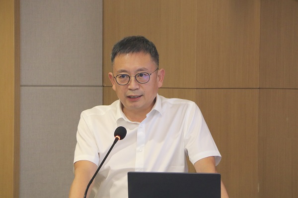 13集團(tuán)公司黨委書記、董事長黃道元作總結(jié)講話.JPG